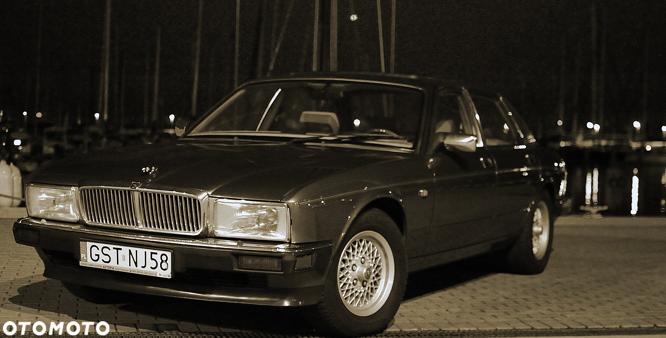 Jaguar XJ Soverign 3.2i - 8