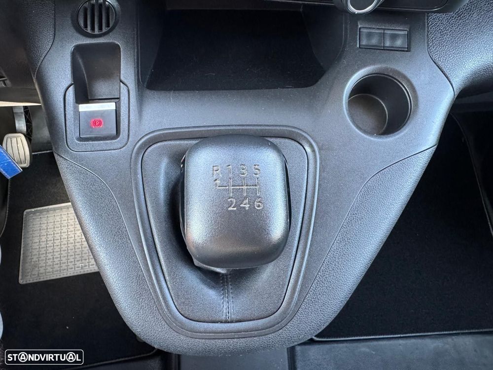 Peugeot Partner 1.5 BlueHDi Pro Standard - 19