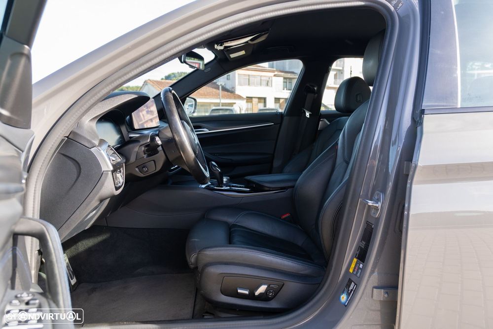 BMW 520 e Pack M - 13