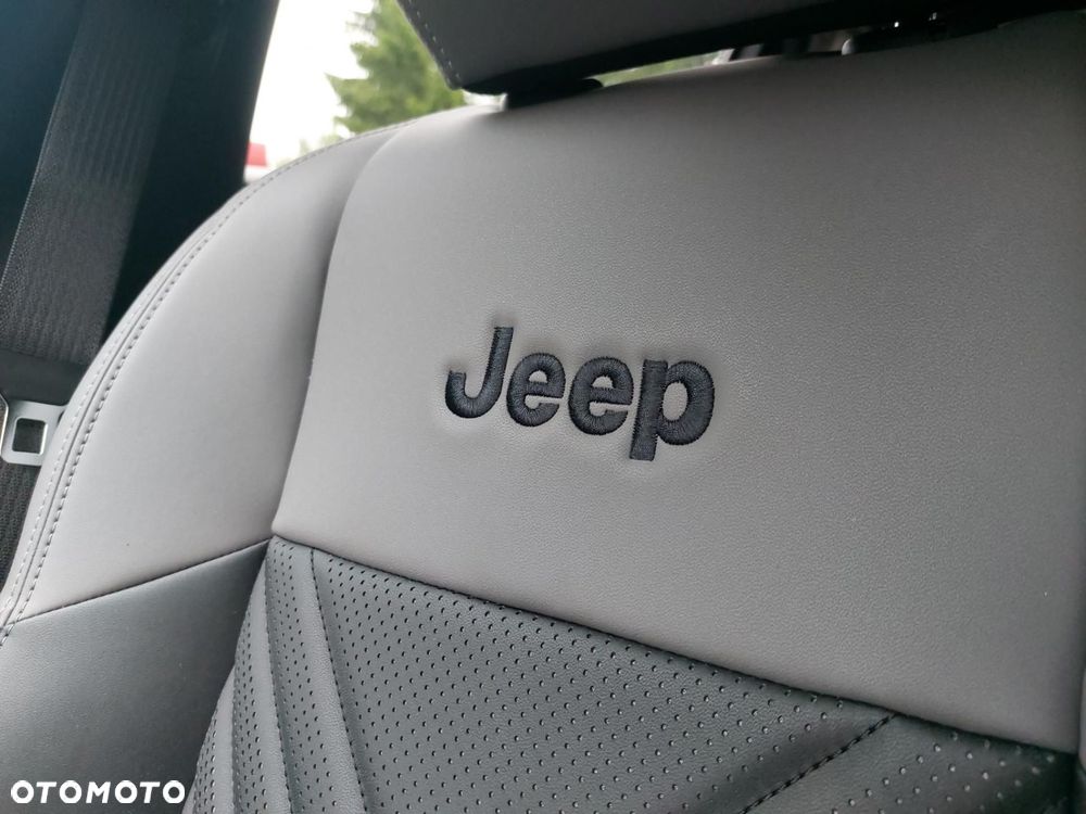 Jeep Compass 1.2 T3 mHEV First Edition FWD DCT - 30