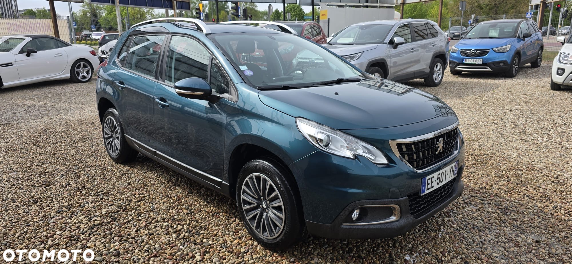 Peugeot 2008 1.2 Pure Tech Style - 4