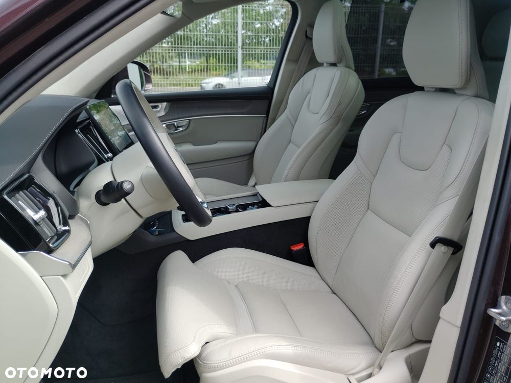 Volvo XC 90 - 18