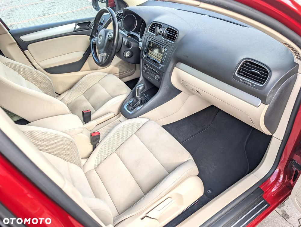 Volkswagen Golf 1.4 TSI Highline DSG - 11