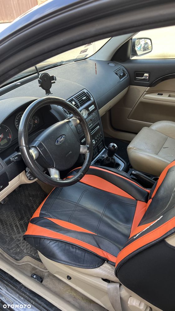Ford Mondeo 2.0 TDCI Ghia - 9