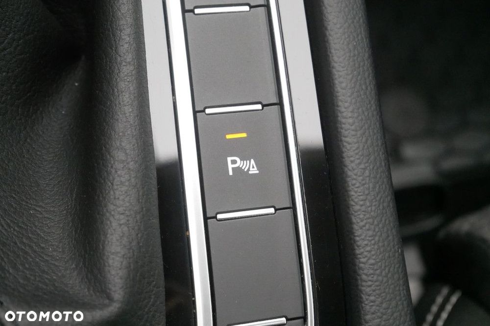 Volkswagen Passat Variant - 18