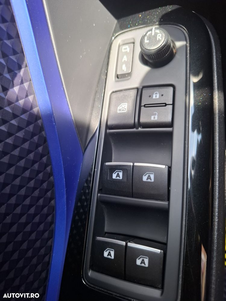 Toyota C-HR Style - 13