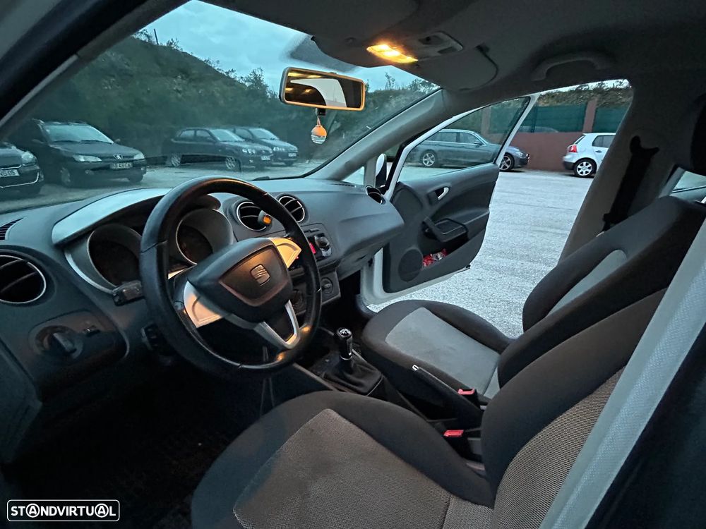 SEAT Ibiza 1.6 TDI Style DPF - 10