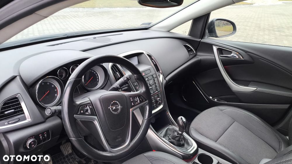 Opel Astra 1.6 Turbo Innovation - 14