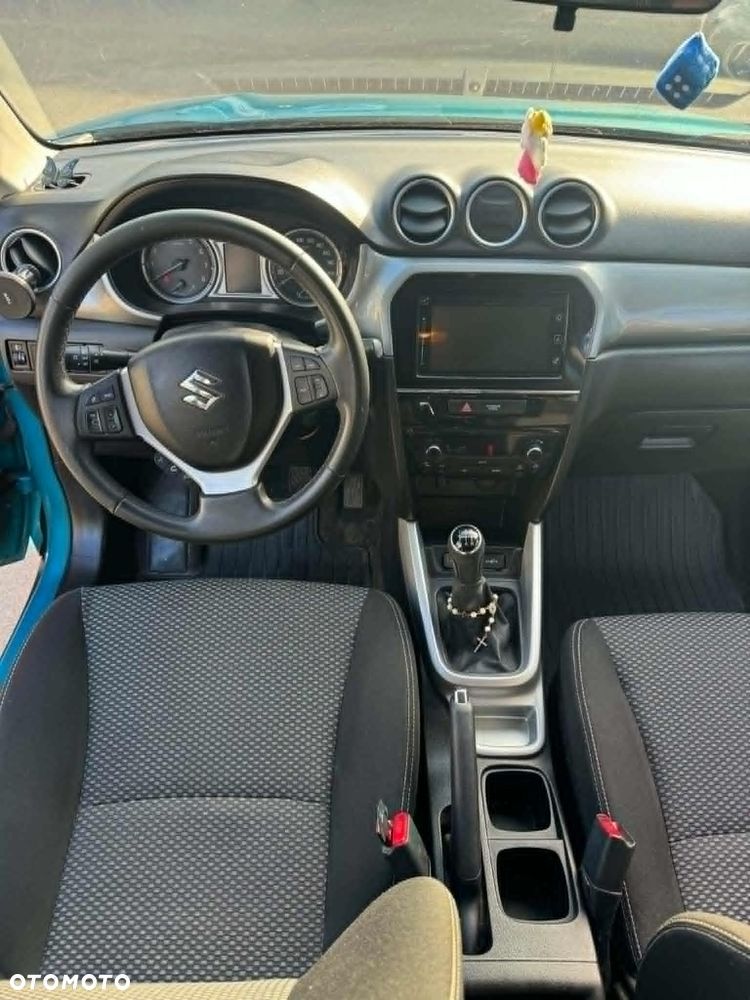 Suzuki Vitara 1.6 (4x2) Comfort+ - 8