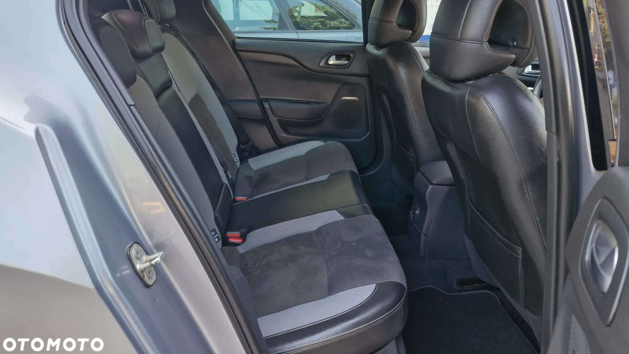 Citroën DS4 BlueHDi 150 S&S Business Class - 23