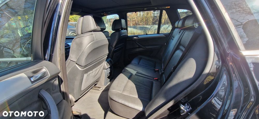 BMW X5 xDrive35d - 8