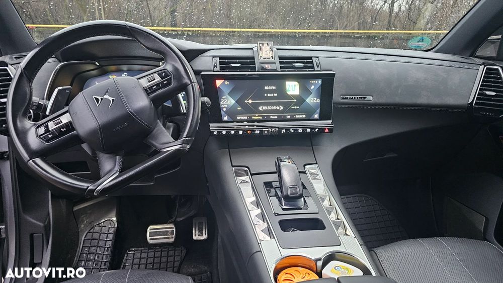 DS Automobiles DS 7 Crossback - 11