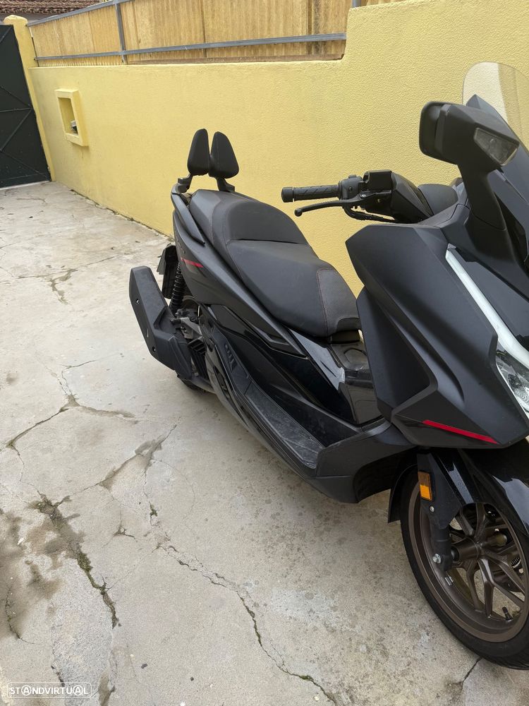 Honda Forza Edição especial - 2