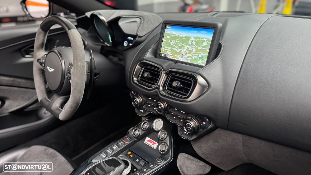 Aston Martin Vantage Roadster V8 F1 Edition - 8