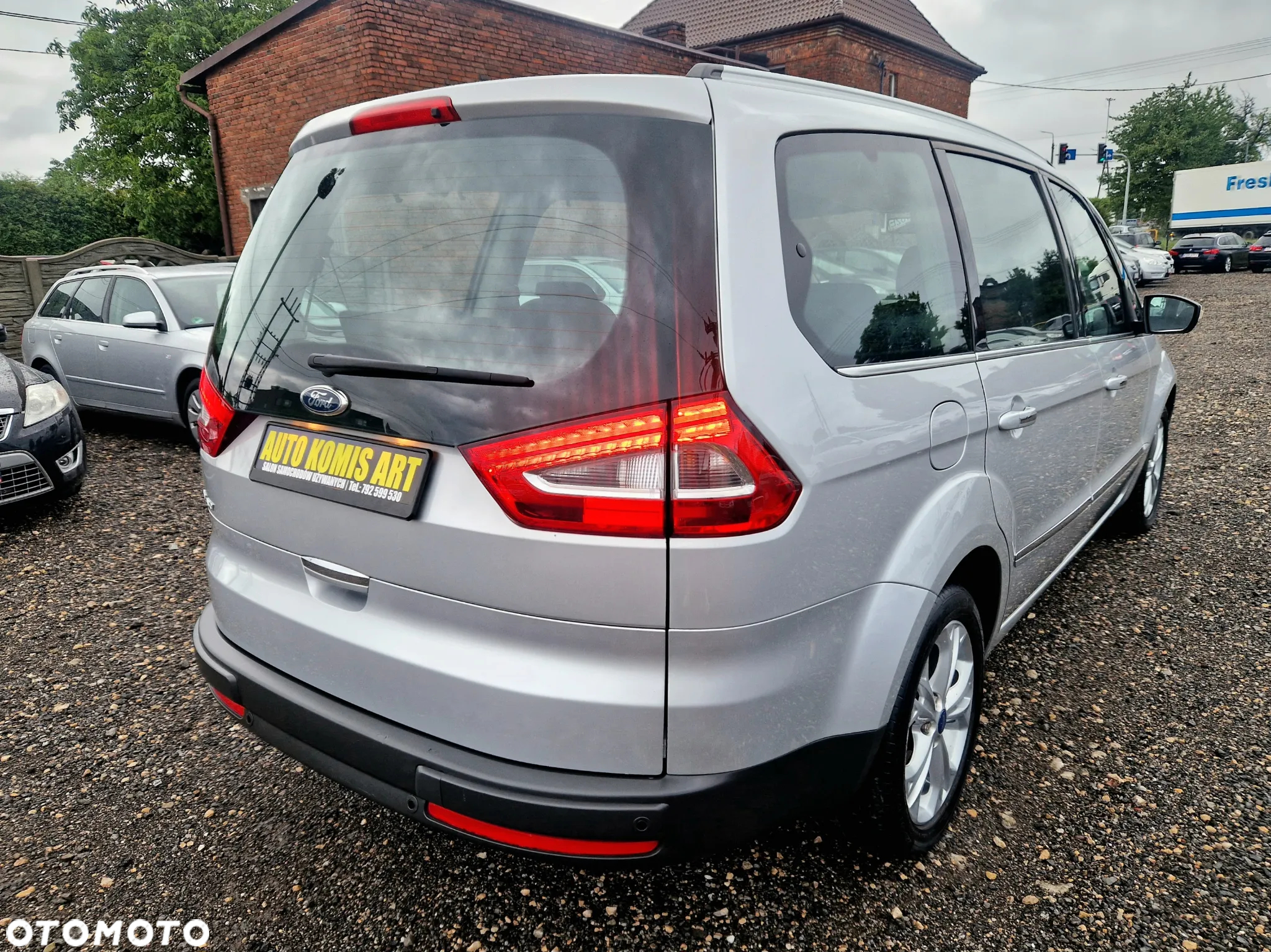 Ford Galaxy 2.0 TDCi Ghia - 8