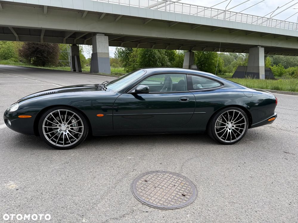 Jaguar XK - 6