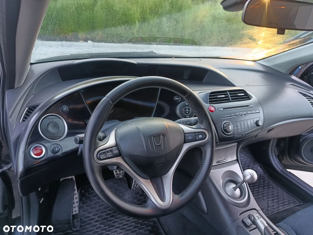Honda Civic 1.4 Comfort - 10