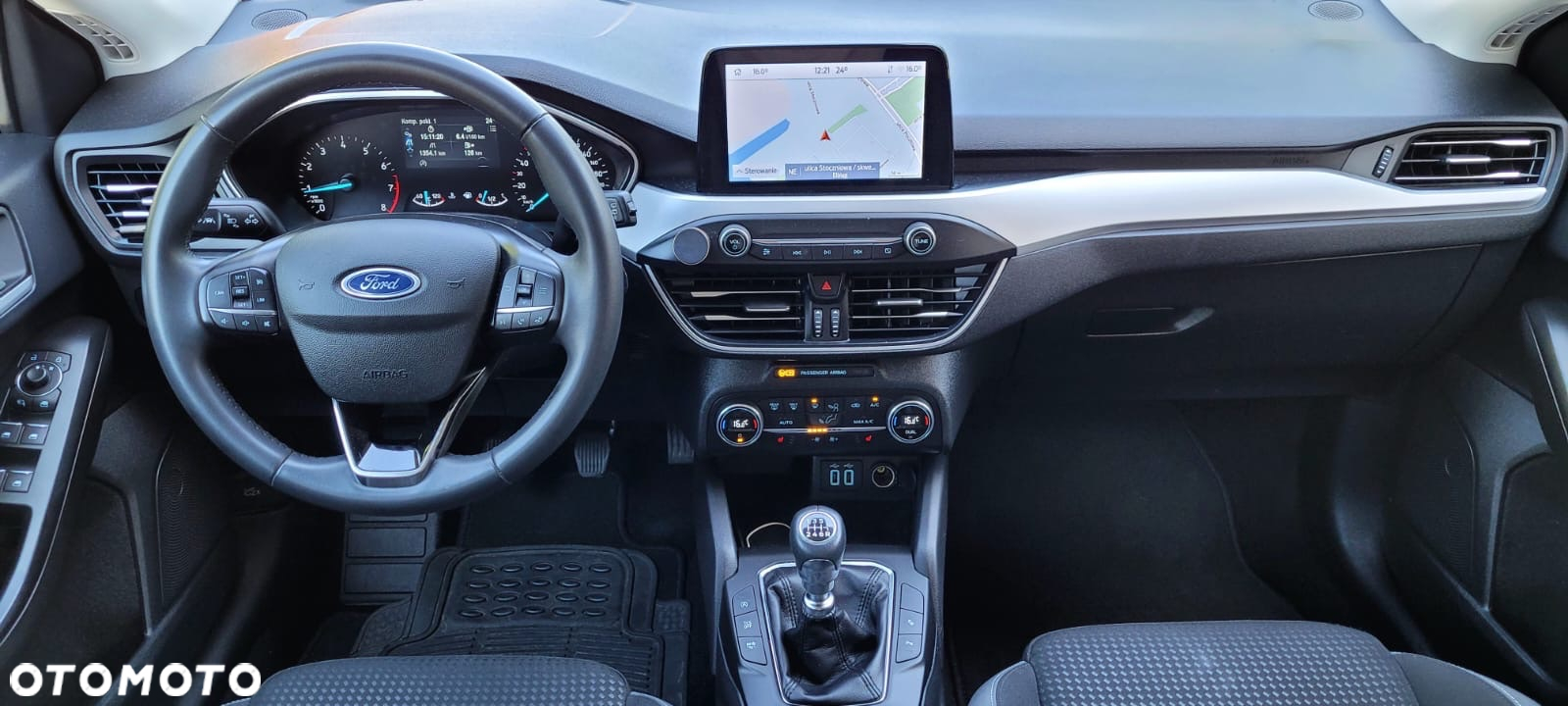 Ford Focus 1.0 EcoBoost Active - 17