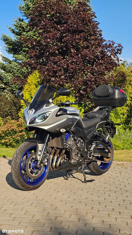 Yamaha FZ8 - 2