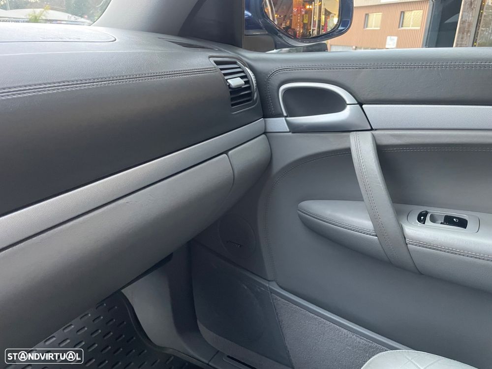 Porsche Cayenne Tiptronic S - 13