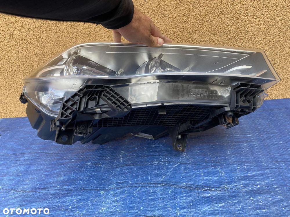 BMW X5 F15 7381138 ADAPTIVE LED PRAWA LAMPA PRZÓD KOMPLETNA ORYGINAŁ - 8