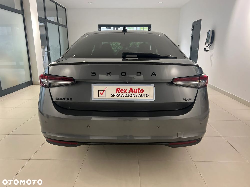 Skoda Superb 2.0 TSI 4x4 Sportline DSG - 8