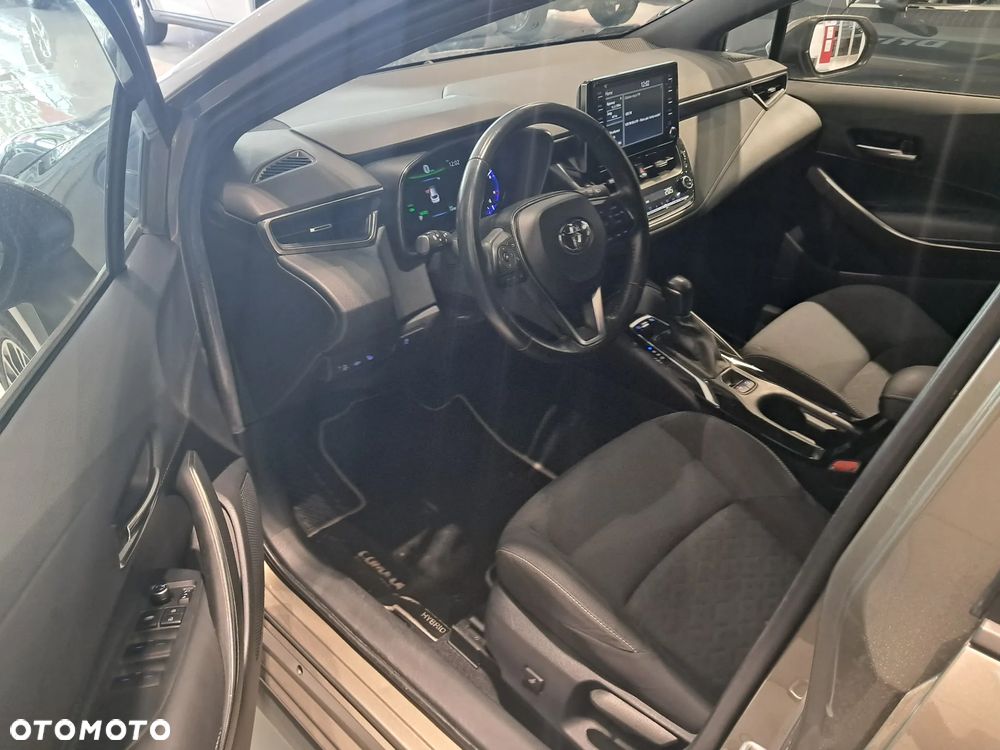 Toyota Corolla 2.0 Hybrid Comfort - 11