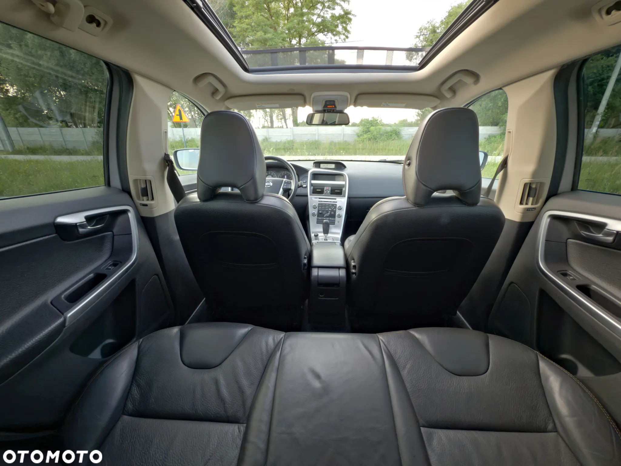 Volvo XC 60 - 38