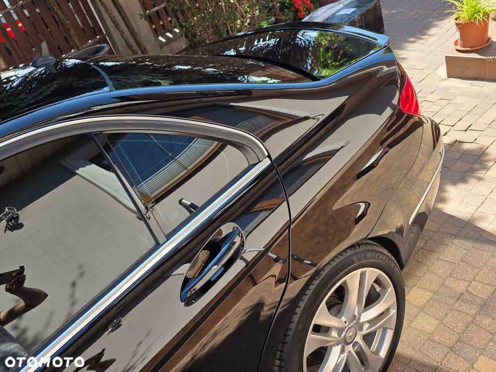 Mercedes-Benz Klasa C 180 BlueEFFICIENCY Avantgarde - 8