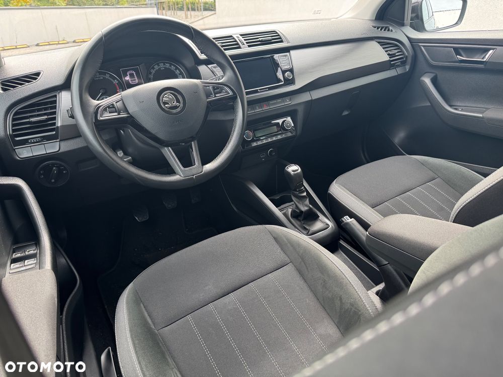 Skoda Fabia 1.0 TSI Style Color - 7