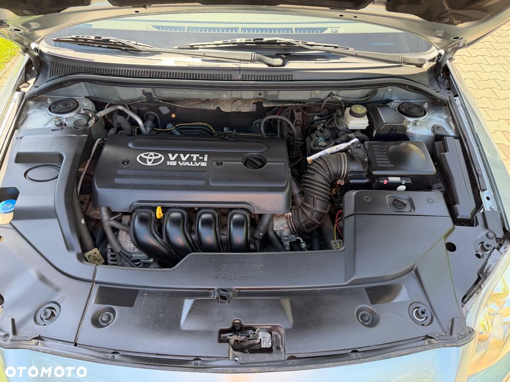 Toyota Avensis 1.8 VVT-i Edition - 12