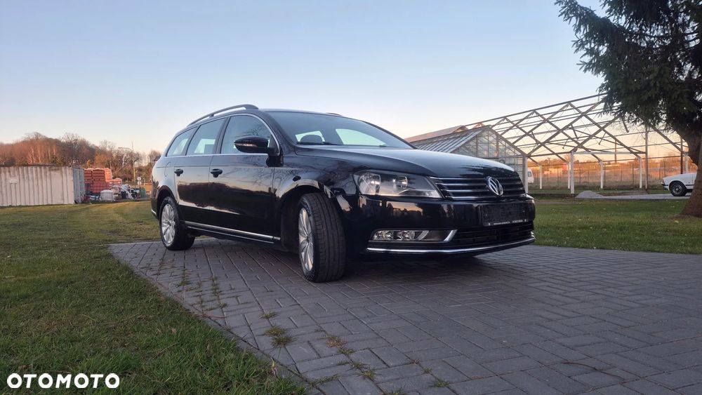 Volkswagen Passat - 35