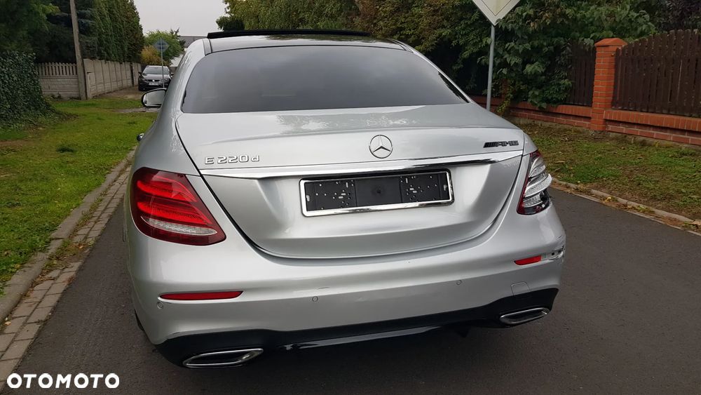 Mercedes-Benz Klasa E 220 d AMG - 12
