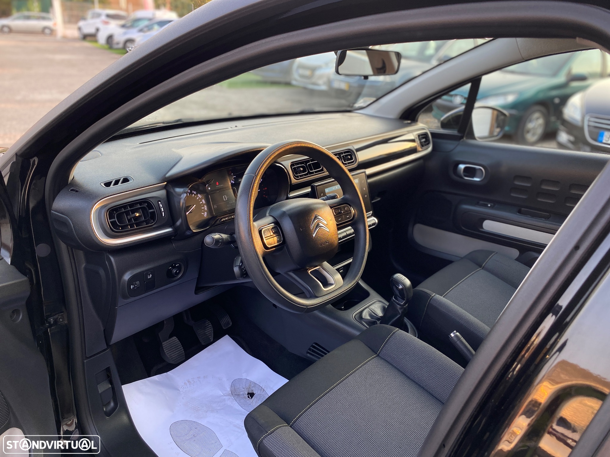 Citroën C3 1.6 BlueHDi Exclusive - 11
