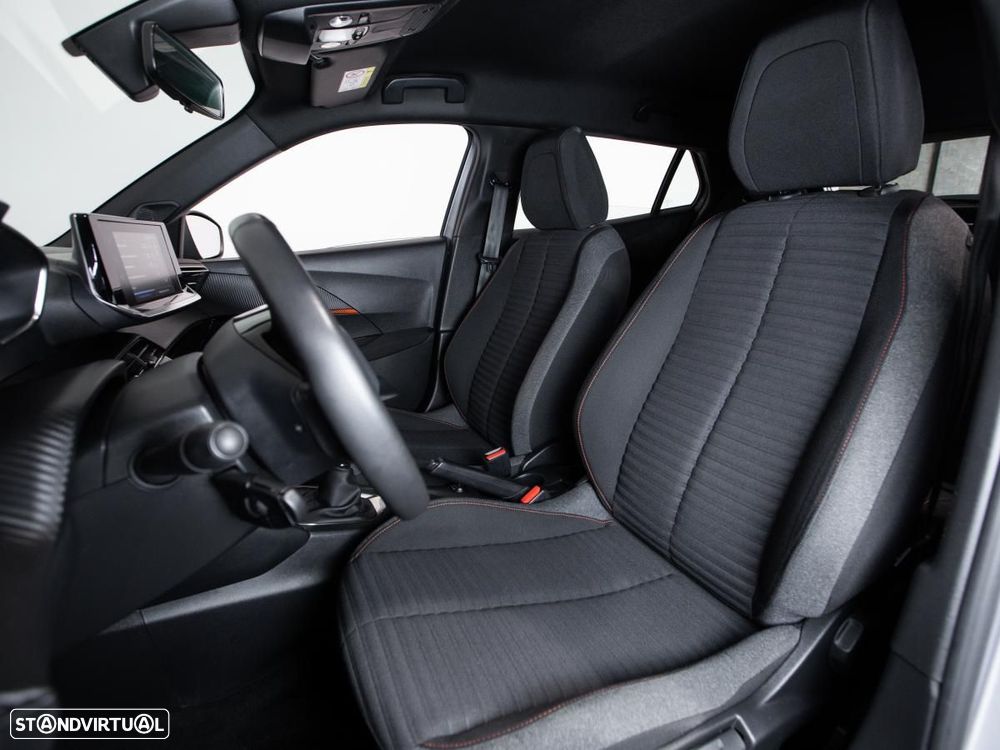 Peugeot 2008 1.2 PureTech Active - 8