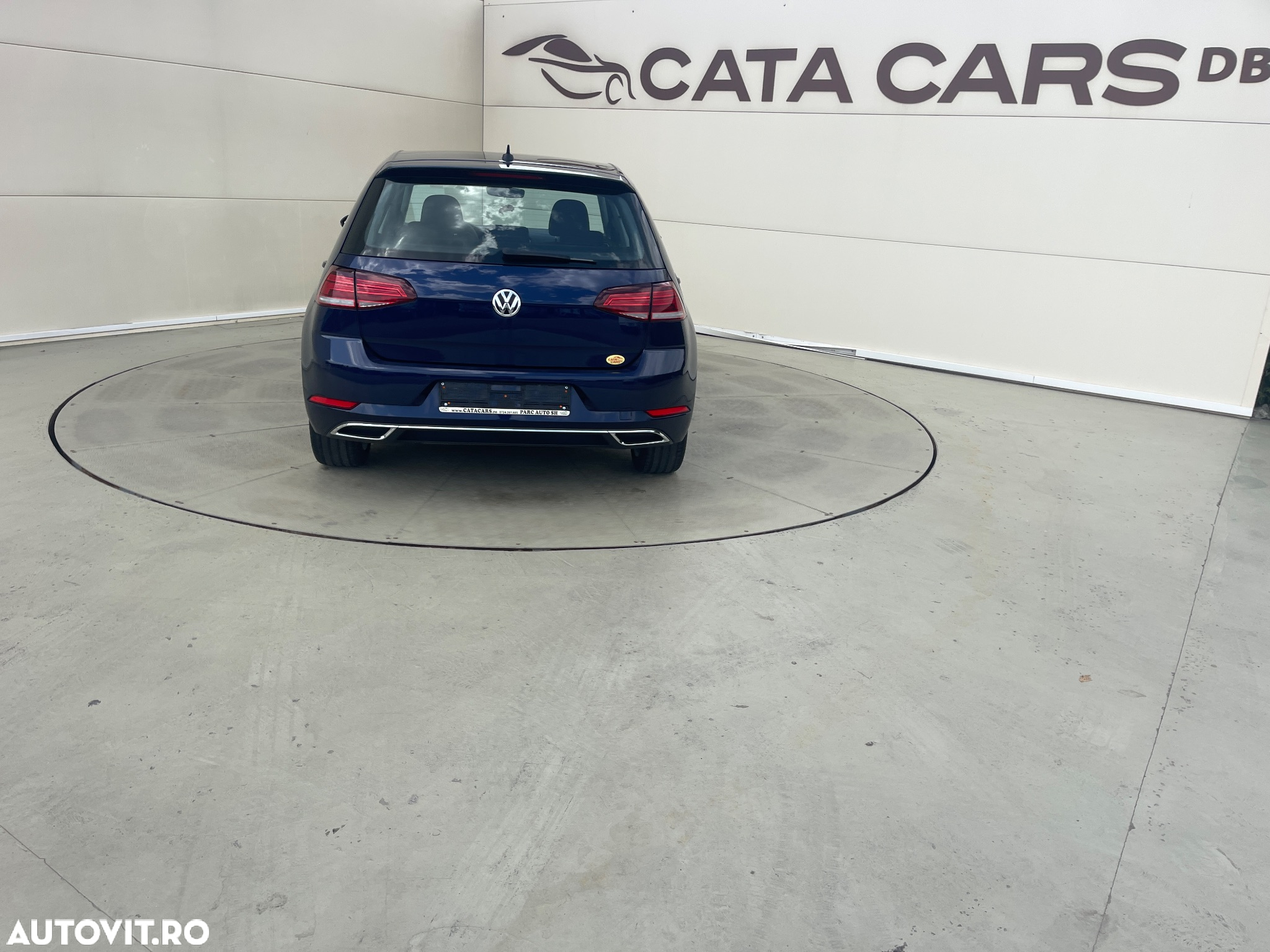 Volkswagen Golf 2.0 TDI (BlueMotion Technology) Highline - 12