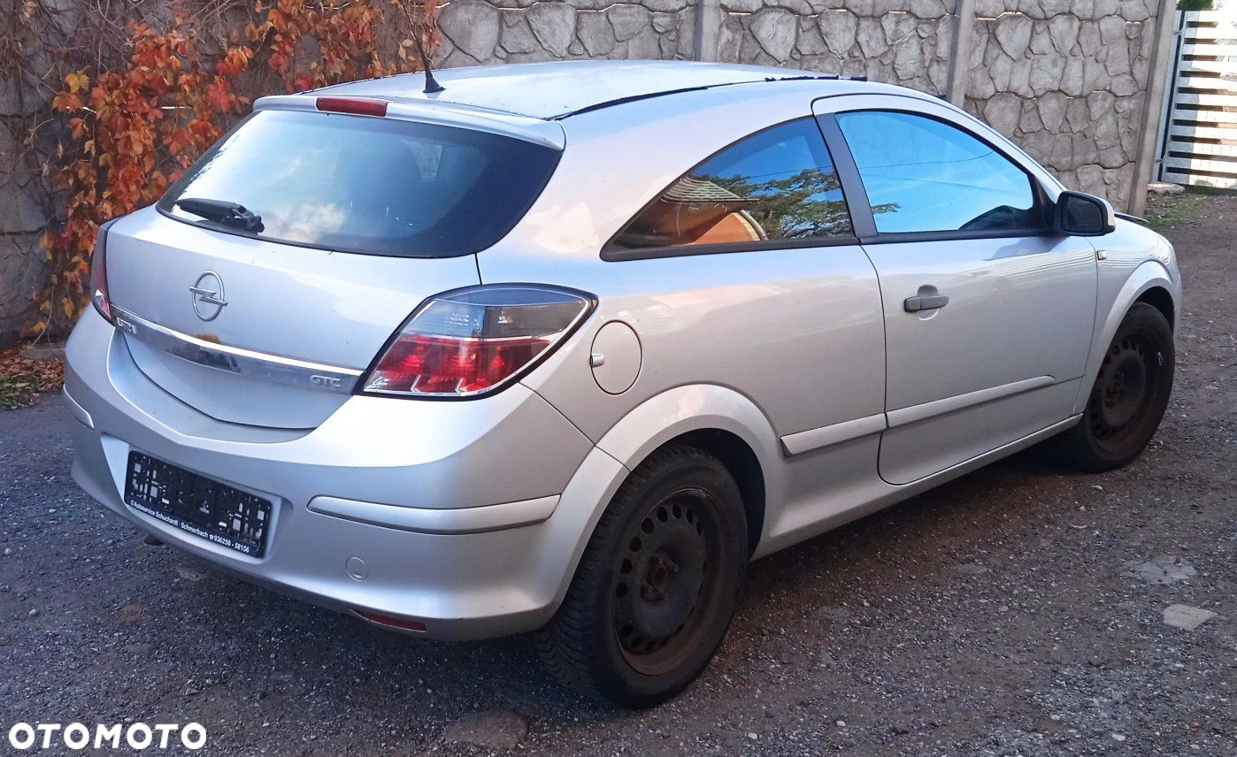 Na części Opel Astra III H GTC 1.6 B 3-Drzwi Z157 Z16XEP F17C394 Silnik Maska Zderzak Drzwi Klapa - 3