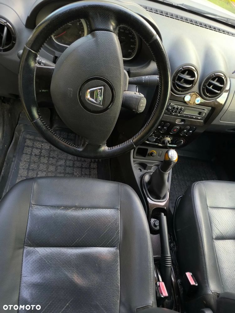 Dacia Duster 1.6 - 15