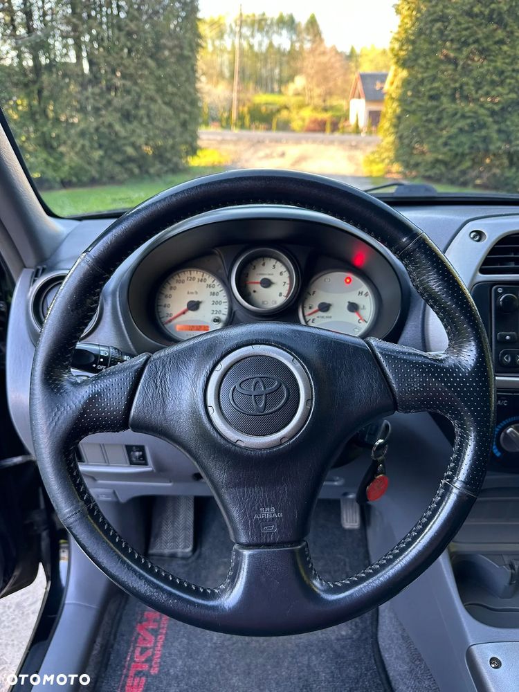 Toyota RAV4 4x4 - 24