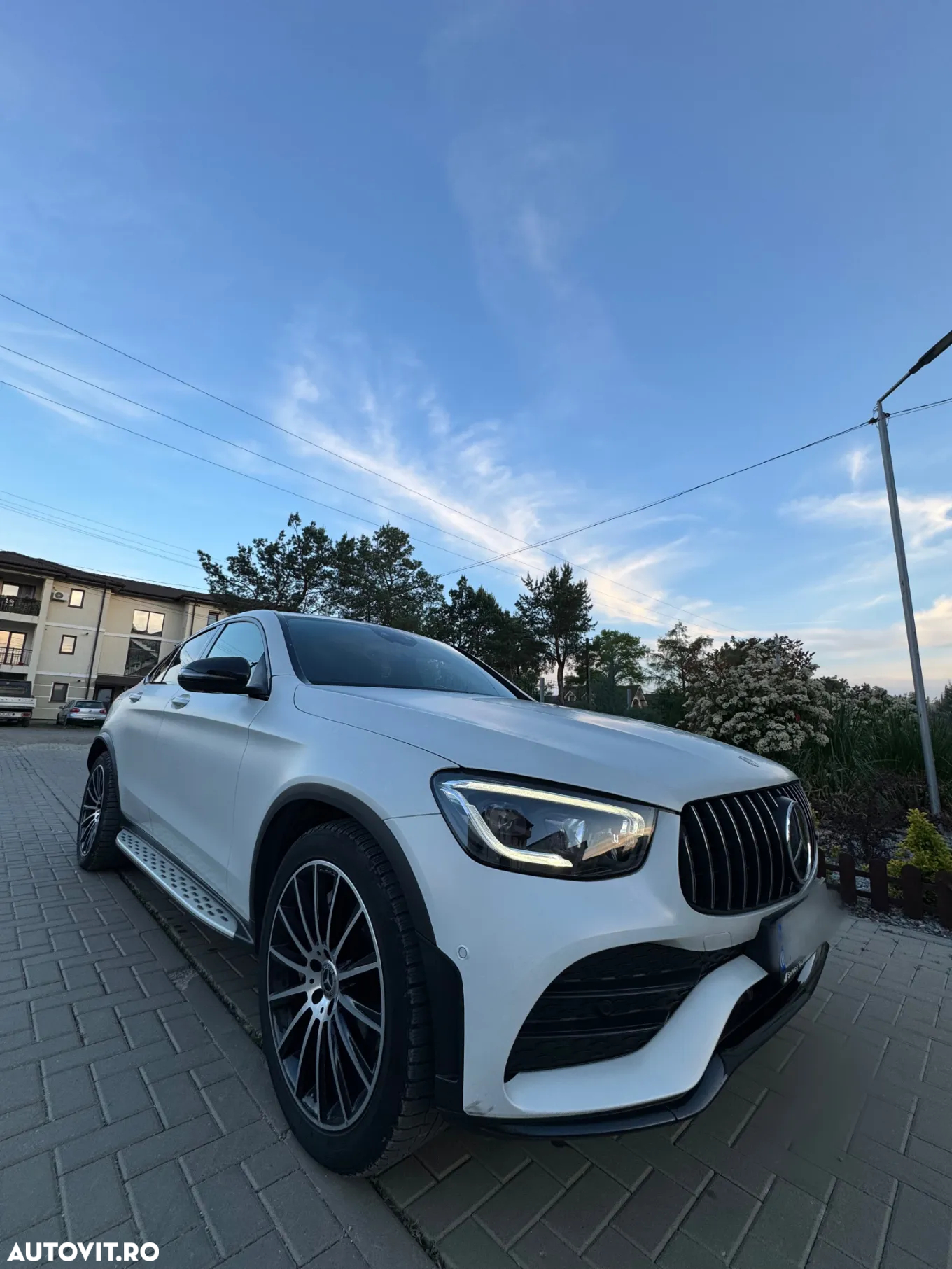 Mercedes-Benz GLC 400 d 4Matic 9G-TRONIC AMG Line - 3