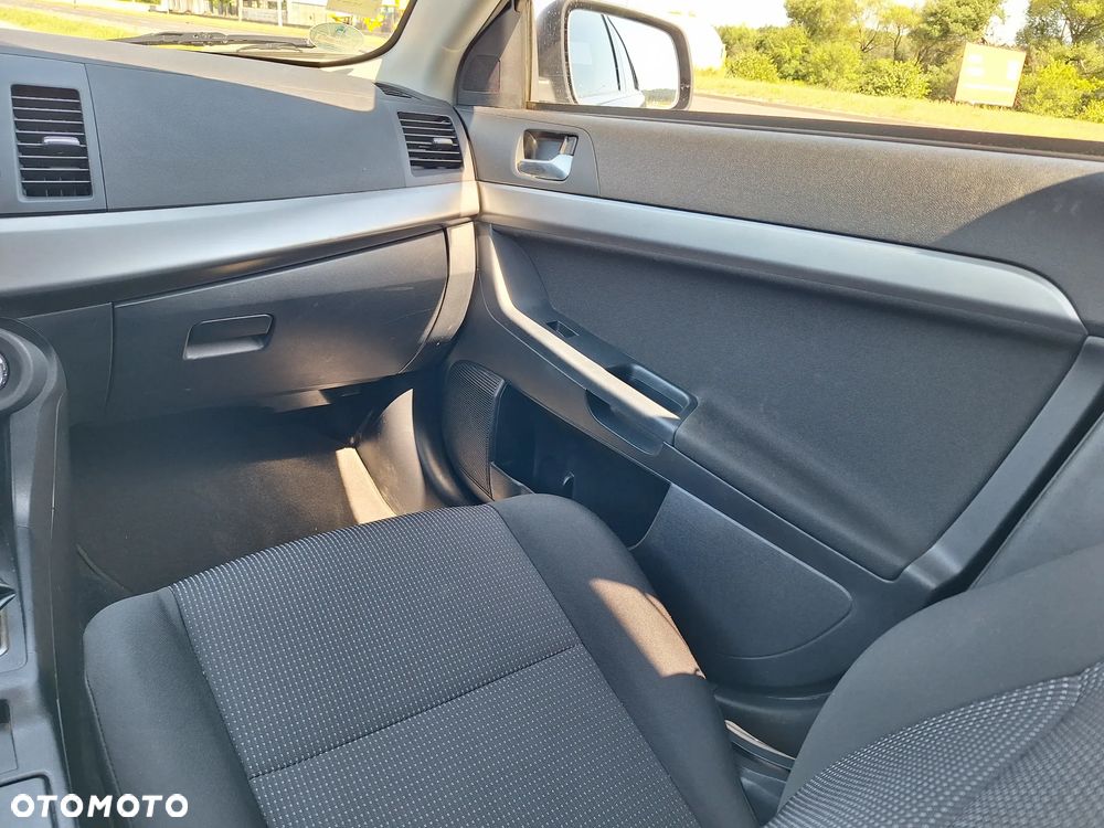 Mitsubishi Lancer 1.6 ClearTec Edition - 35