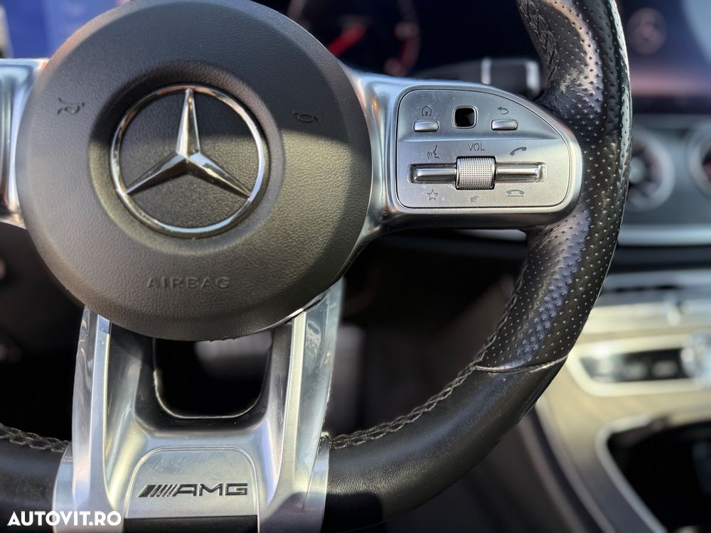 Mercedes-Benz CLS 400 d 4MATIC 9G-TRONIC AMG Line - 7