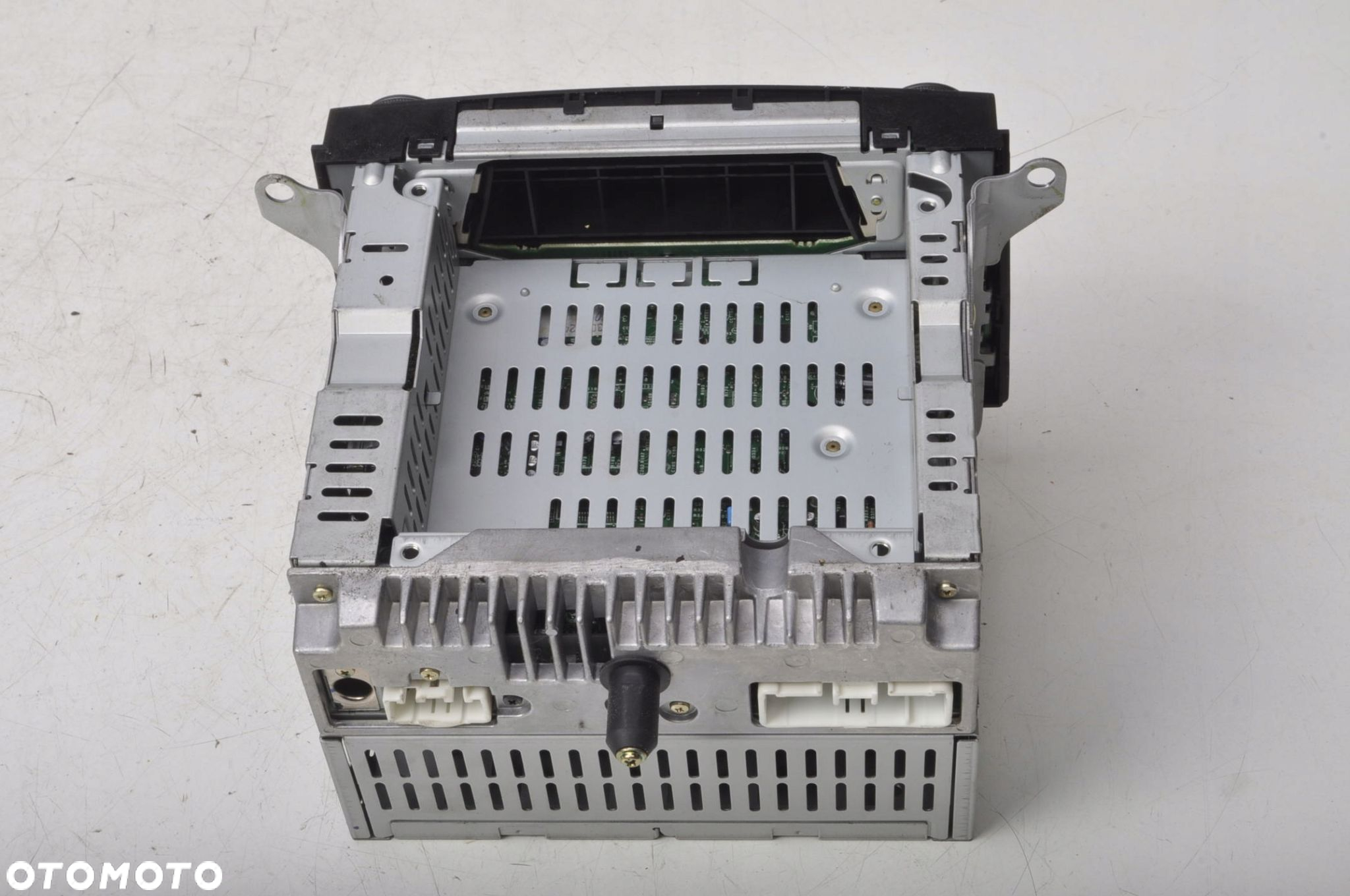 MAZDA MPV II RADIO CD - 5