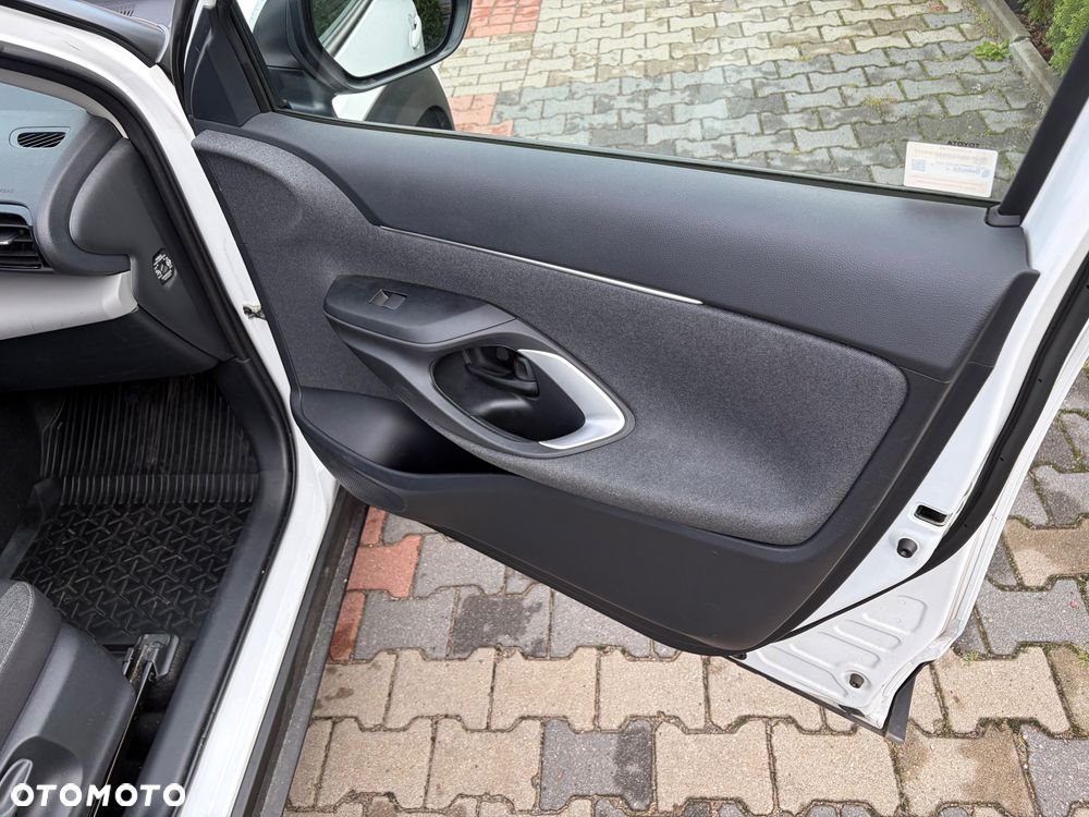 Toyota Yaris Cross - 18