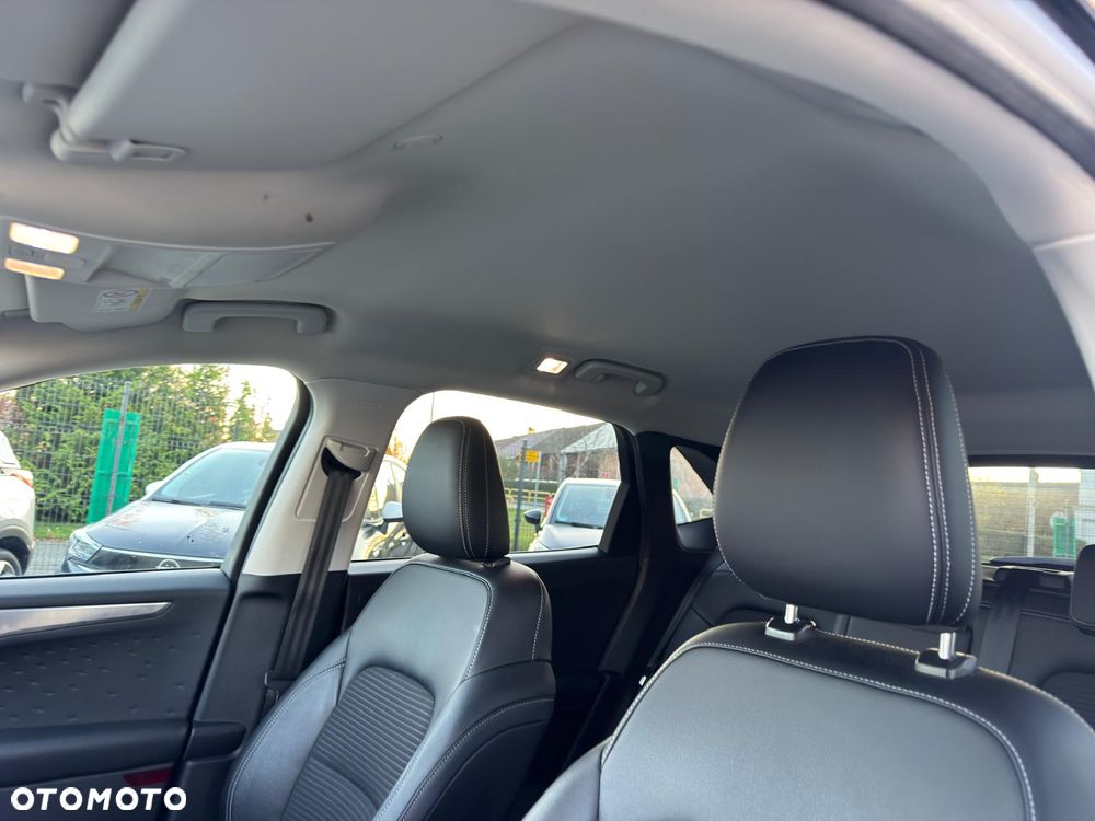 Ford Kuga 1.5 EcoBoost TITANIUM X - 20