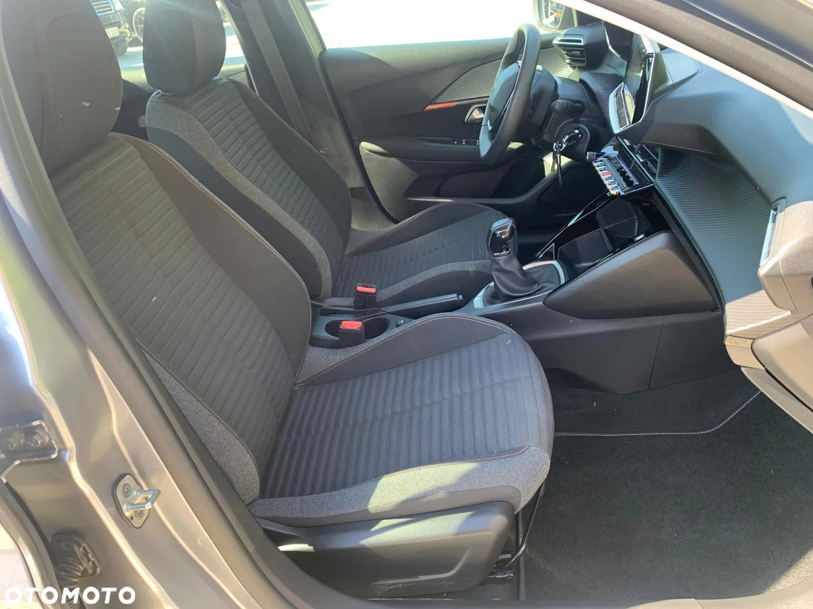 Peugeot 208 PureTech 75 Like - 16