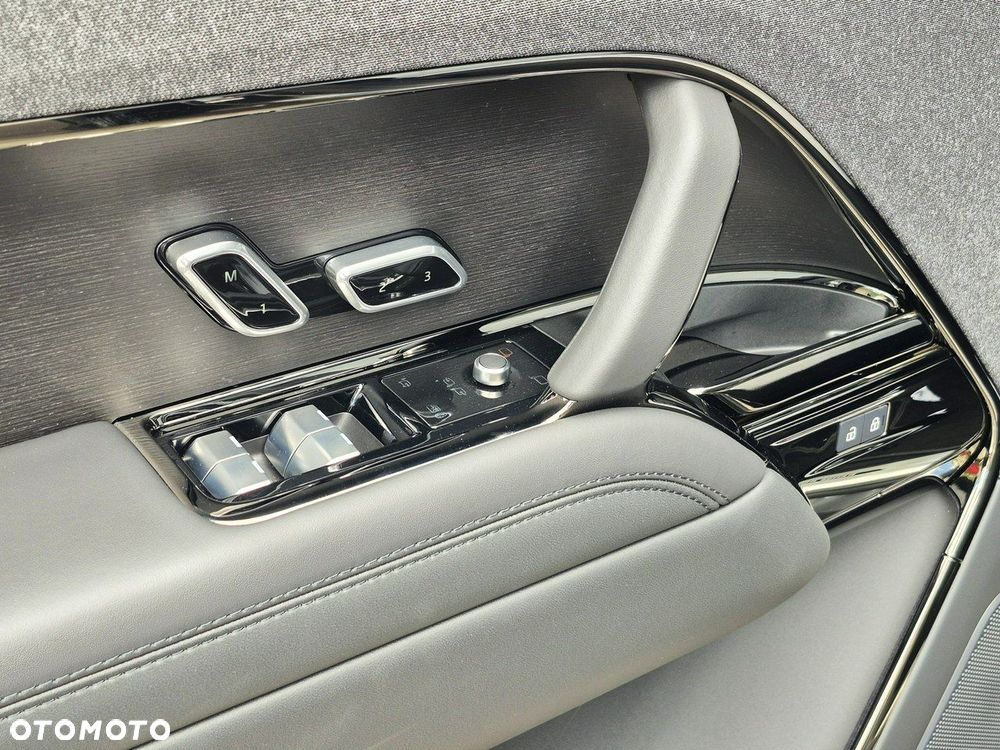 Land Rover Range Rover Sport - 21