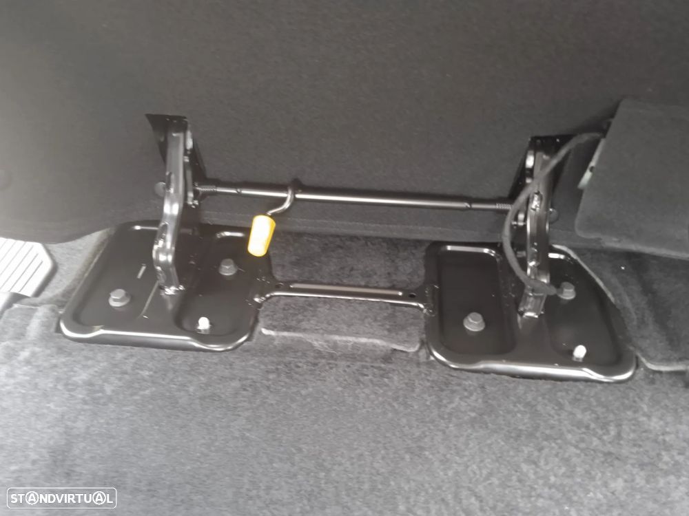 Ford Tourneo Courier 1.0 EcoBoost Active - 51