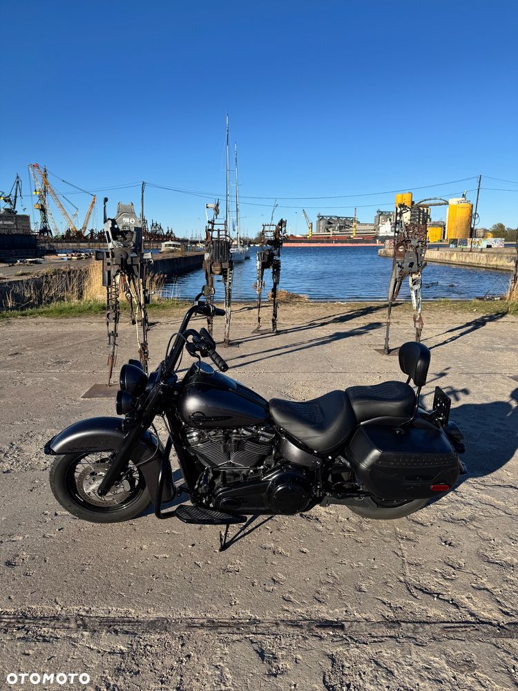 Harley-Davidson Softail Heritage Classic - 23