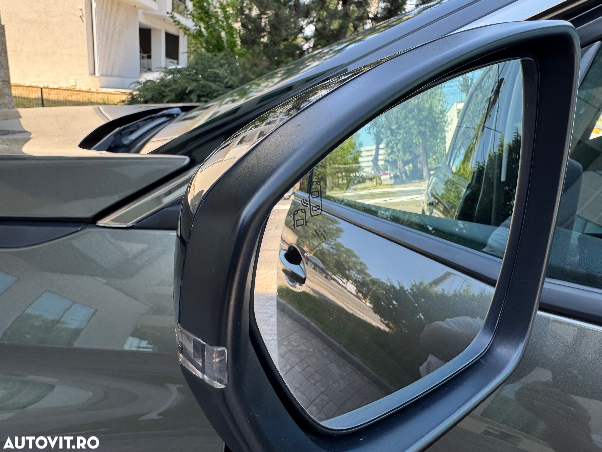 Peugeot 3008 PureTech 130 Stop & Start GPF EAT8 GT - 24